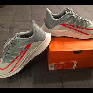 Nike Zoom Rival Fly, men’s 10 running shoes NWT